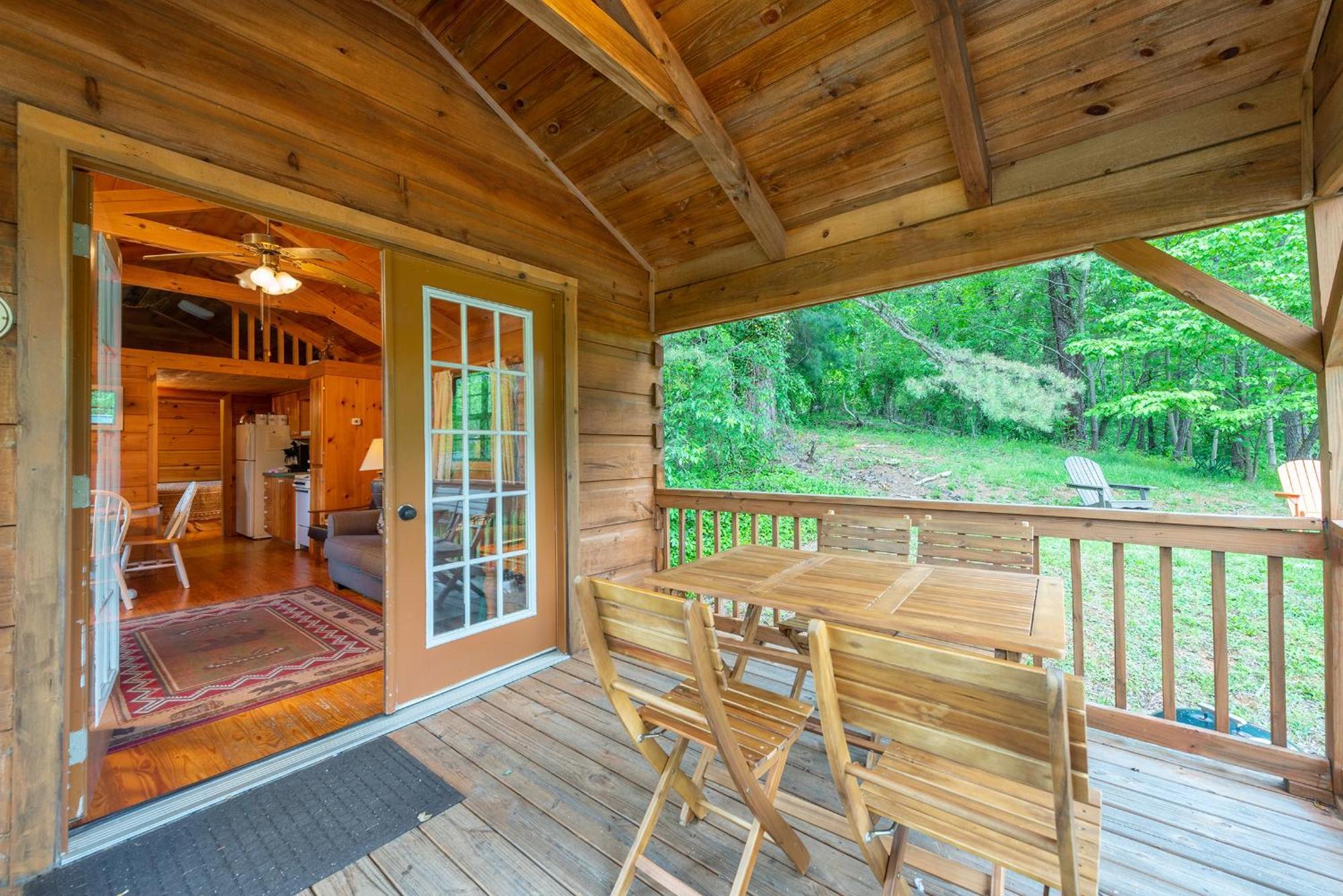 Candler Engadine Inn And Cabins מראה חיצוני תמונה
