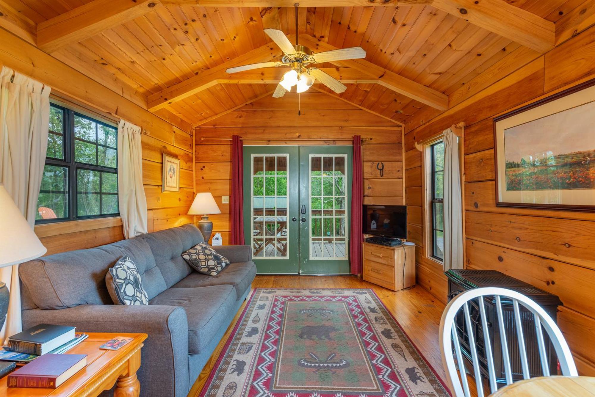 Candler Engadine Inn And Cabins מראה חיצוני תמונה