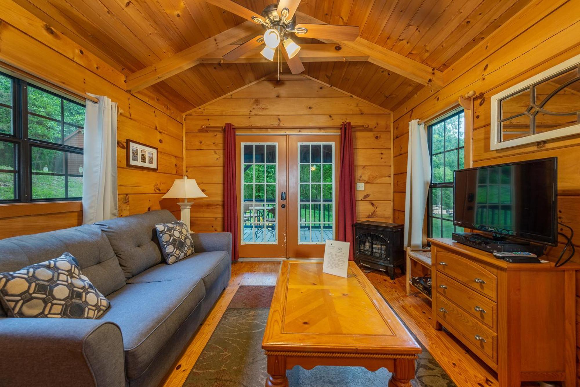 Candler Engadine Inn And Cabins מראה חיצוני תמונה